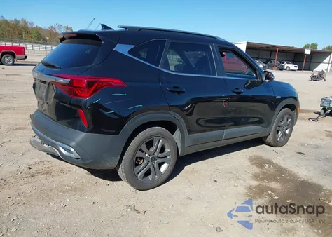 2023 Kia Seltos S z USA, uszkodzony, nr VIN KNDEUCAA1P7449241